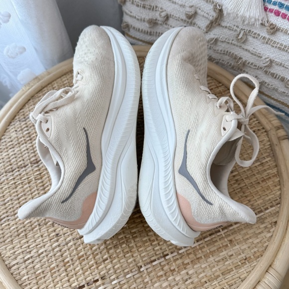 Hoka One One Mach 6 Eggnog Vanilla Road Running Sneakers Women’s Size 8 - Picture 8 of 9